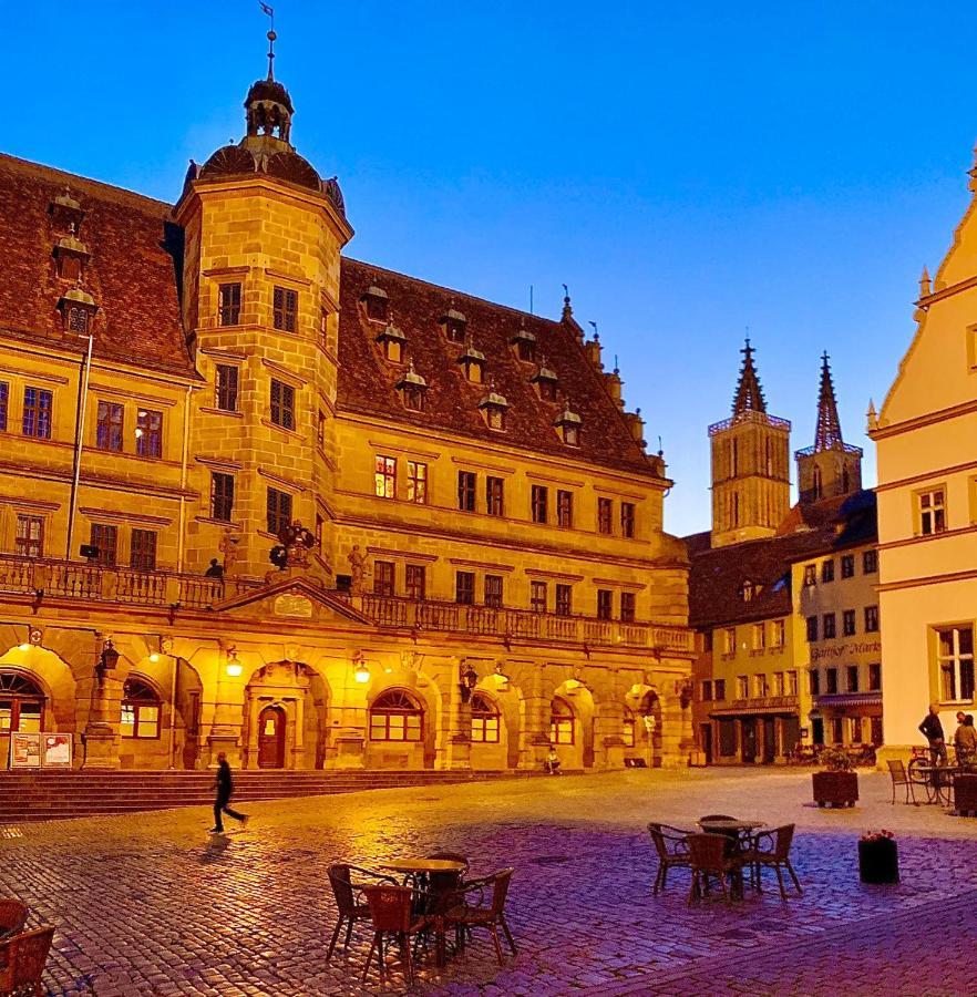 Gaestehaus Am Weissen Turm Rothenburg ob der Tauber Eksteriør billede